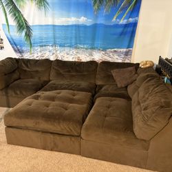 Sectional couch