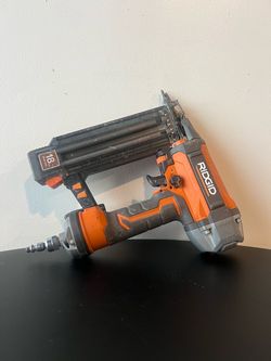 RIDGID 18 Gauge Brad Nailer