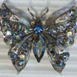 Iridescent  CORO BUTTERFLY Vintage Rhinestone Pin