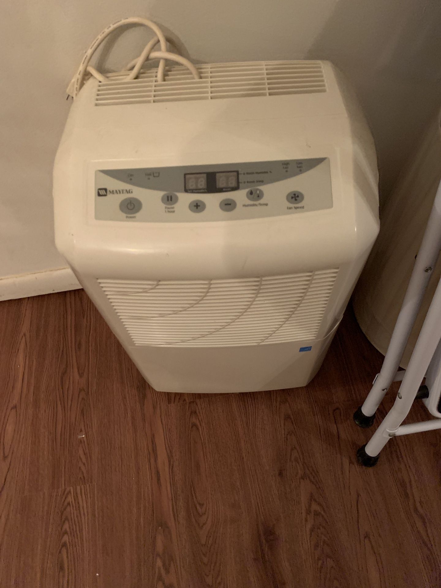 Estate sell items humidifier