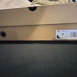 UGGs Black Size 11