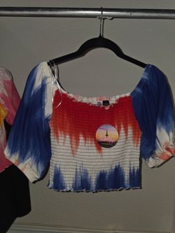 Women’s Red White Blue Smocked Top Size Large New