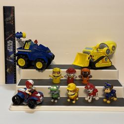 Paw Patrol Action Figure Lot