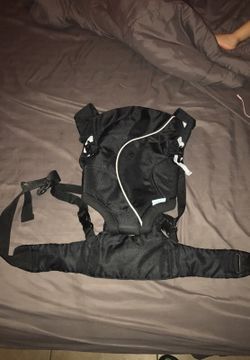 Even flow baby carrier