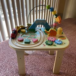 Baby Entertainment Table 