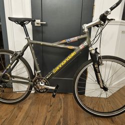 Cannondale Killer V900 Mountain Bike 