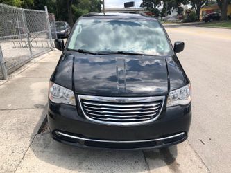 2011 Chrysler town and country