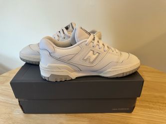New Balance 550 Women’s Sneakers – Size US 7.5 – Brand New