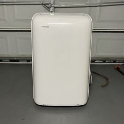 Toshiba 10000 BTU/h   Mobile Type Air Conditioner