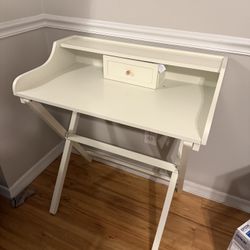 Foldable Writing Desk