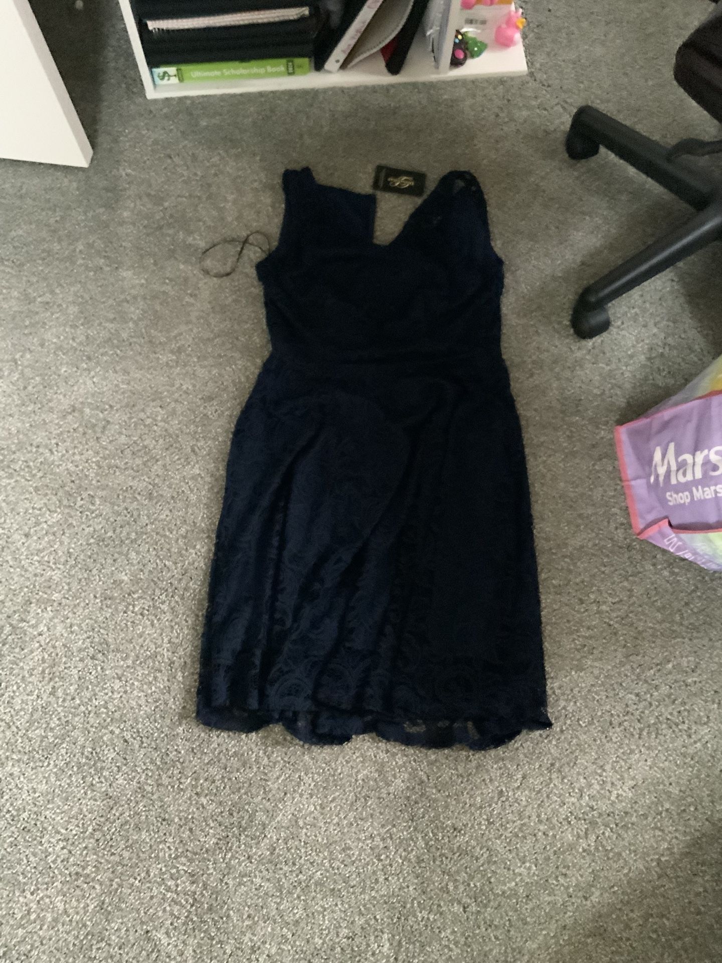 Navy Blue Modest Knee Length Dress (Medium)