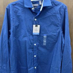 Van Heusen shirt. Item No 586 (Shopgoodwill)
