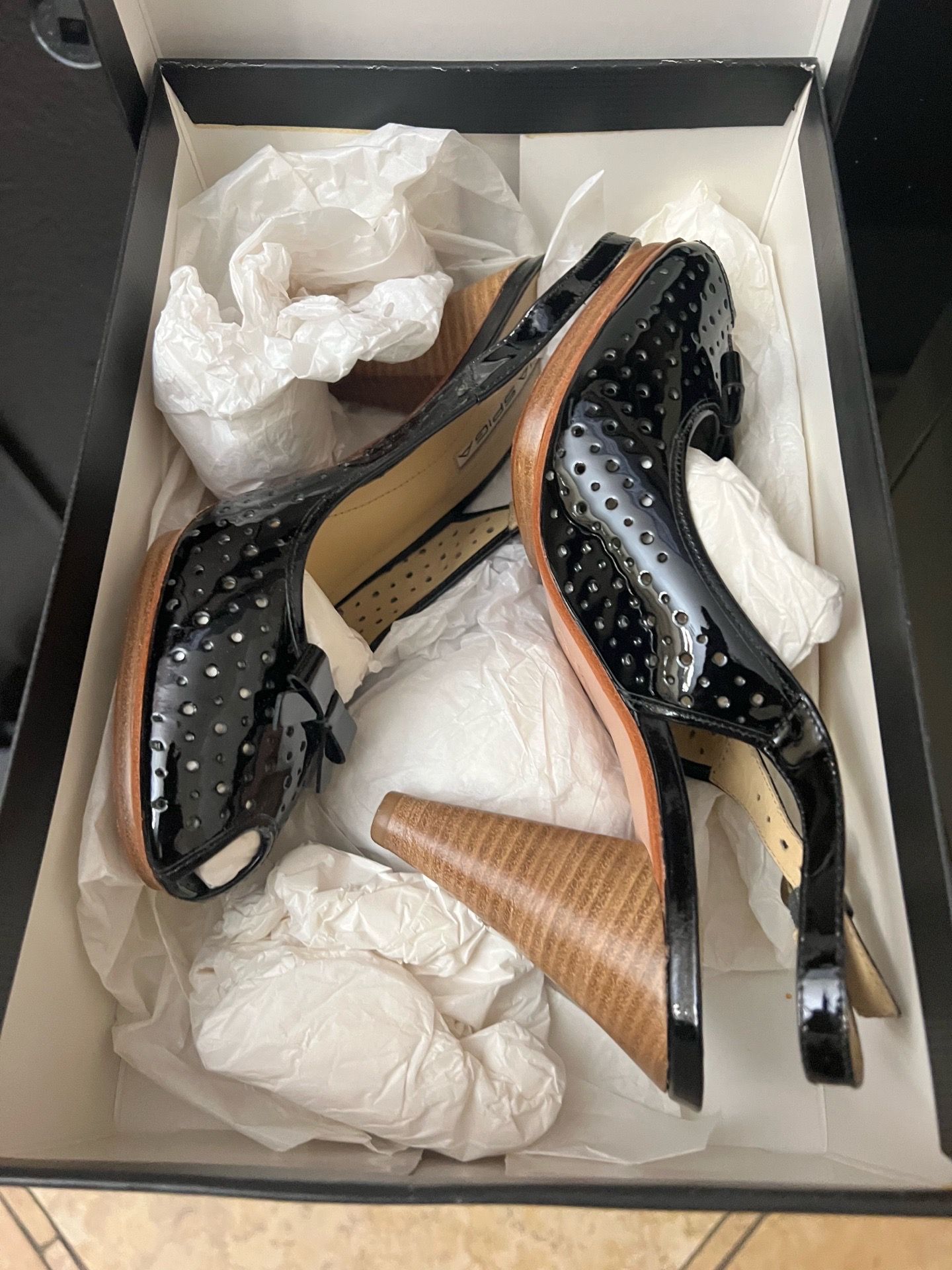 Woman’s Heels 8.5