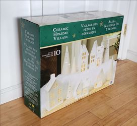 Christmas Decorations Indoor - Christmas Village Sets of 10  - 24"(60cm) x 19"(49cm) × 6.5"(16cm) New