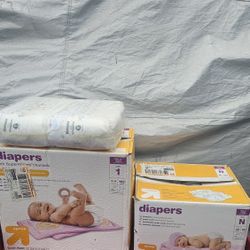 Up & UP  Diapers