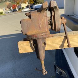 Made In USA- Antique Little Vise