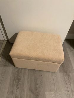 Storage ottoman