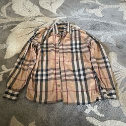 Camisa Burberry  Size S 