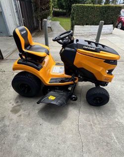 Cub Cadet XT1 Enduro LT 42 in. 547cc Engine with Intelli Power Hydrostatic Drive Gas Riding Lawn Tra