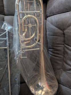 Holton TR181 professional brass trombone
