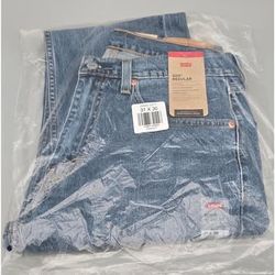 New in bag w/tags Levi's 505 Reg. Fit Men's Fremont Drop Shot Med. Wash 31x30