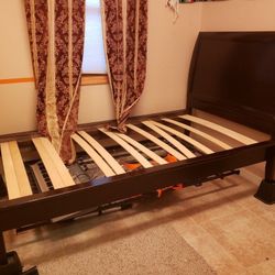 Twin Bed