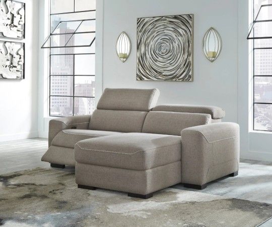 Mabton Gray 2-Piece Raf Dual Power Reclining Sectional