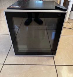 Mini Fridge/Beverage Cooler
