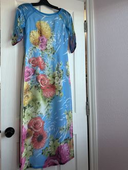 Vietnamese Traditional Dress