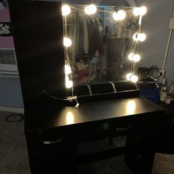 Makeup Vanity For Sale!