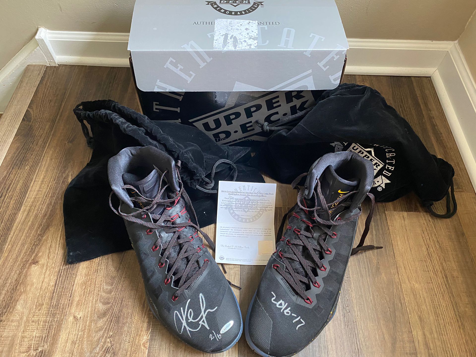 Kevin Love UDA Upper Deck Signed Autograph Inscribed Game Worn Nike Shoes /6 BOX