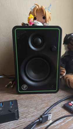 Mackie CR Series Studio monitor