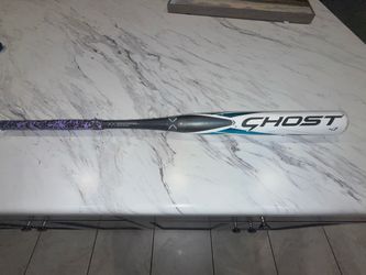 33/22 Easton Ghost Softball Bat