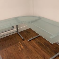 Glass L Shape Desk 6’x7’