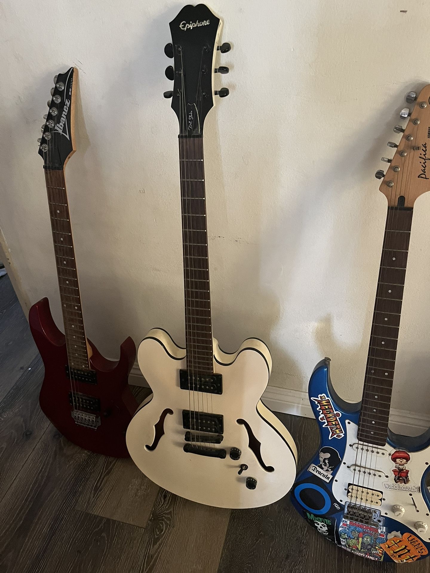 Gently Used Guitars 