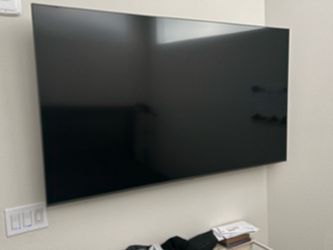 65’’ Samsung Smart TV