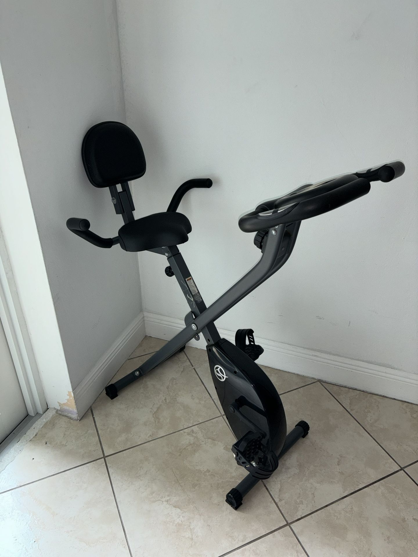 Foldable Exercise Bike SC-B004