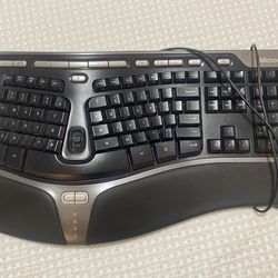 Microsoft 5QH-00001 Natural Ergonomic Keyboard 4000 for Business - Wired