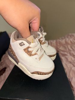 Baby shoes
