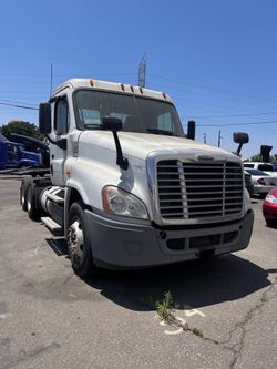 2014 Freightliner Cascadia 125