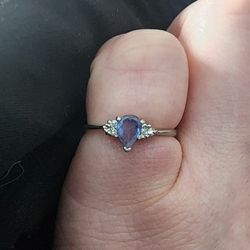 Sterling Silver Ring Soze 6.5 With Unknown Purple Stone And cubic zirconia