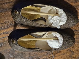 Michael Kors (MK) High Heels Size 7 womens