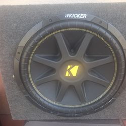 ONE SPEAKER UNA BOSINA KICKER 15 INCHES GOOD CONDICIÓN ABLO ESPAÑOL