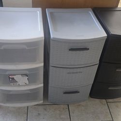 PLASTIC CABINETS...GABINETES DE PLASTICO