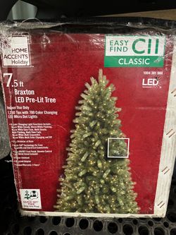Pre-lit 7.5’ Christmas Tree with stand
