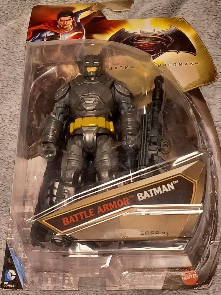 Batman Versus Superman Battle Armor Shoot 2015 New Sealed Figure