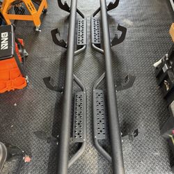 GMC Sierra / Chevy Silverado Estribos Running Boards 99-18 Crew Cab Models Only 