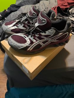 ASIC men 8 1/2
