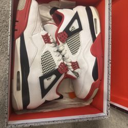 Jordan 4 Fire Red 