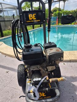Pressure washer